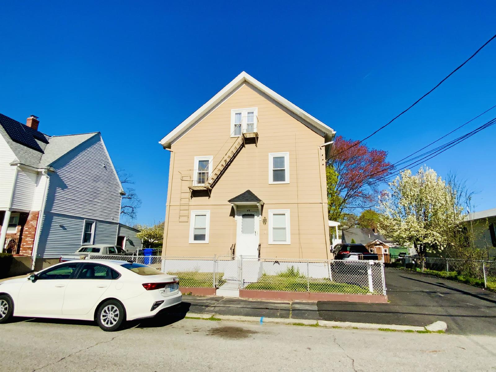 49 Ash Street - 2