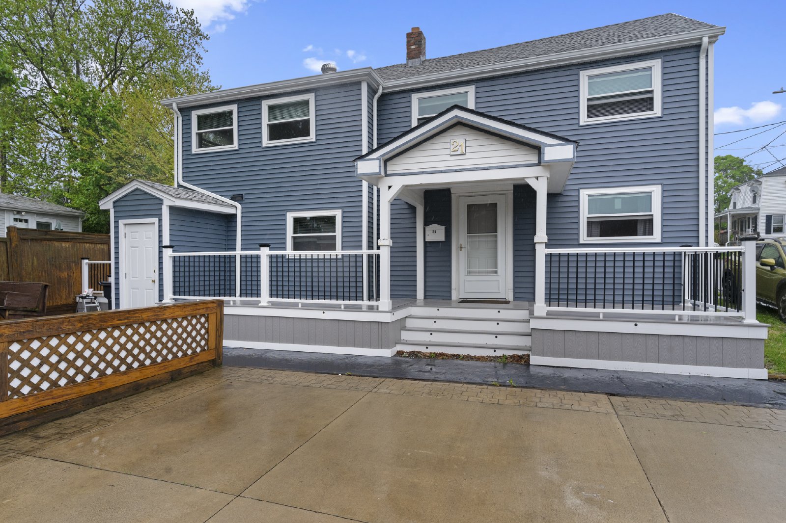 21 Borden Street